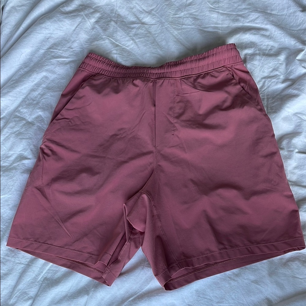 Men’s mauve pace breaker shorts